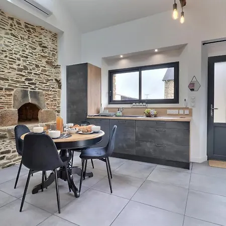 Le Four بيت للعطل Rives-du-Couesnon